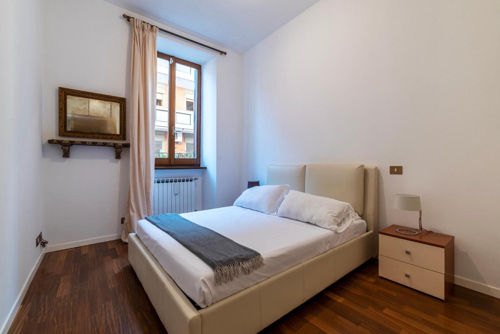 A Stone's Throw From The Colosseum! Appartamento